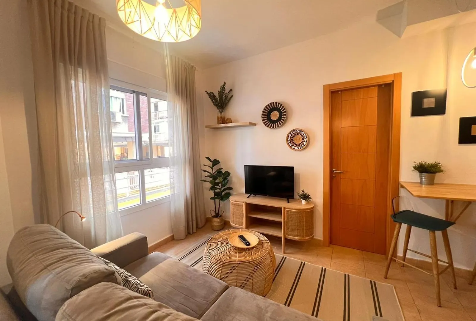 Apartaments Loft Plaza Bailen Centro Malaga contacts